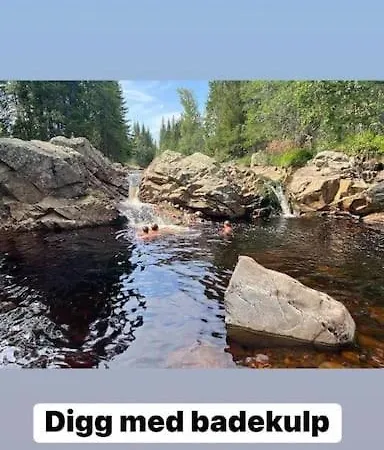 Hostkos Og Ro Pa Budor, 4 Roms Med Peis Og Wifi Nordset