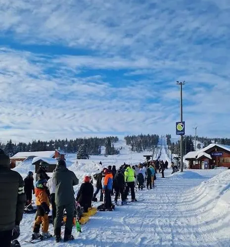 Nyaraló Hostkos Og Ro Pa Budor, 4 Roms Med Peis Og Wifi *