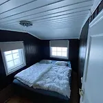 Дом отдыха Hostkos Og Ro Pa Budor, 4 Roms Med Peis Og Wifi