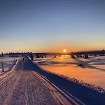 Hostkos Og Ro Pa Budor, 4 Roms Med Peis Og Wifi Дом отдыха