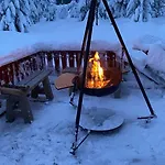 Hostkos Og Ro Pa Budor, 4 Roms Med Peis Og Wifi * Nordset